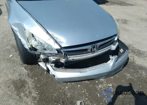 2007 Honda Accord 2.4 Lx z USA, uszkodzony, nr VIN 1HGCM56487A013528